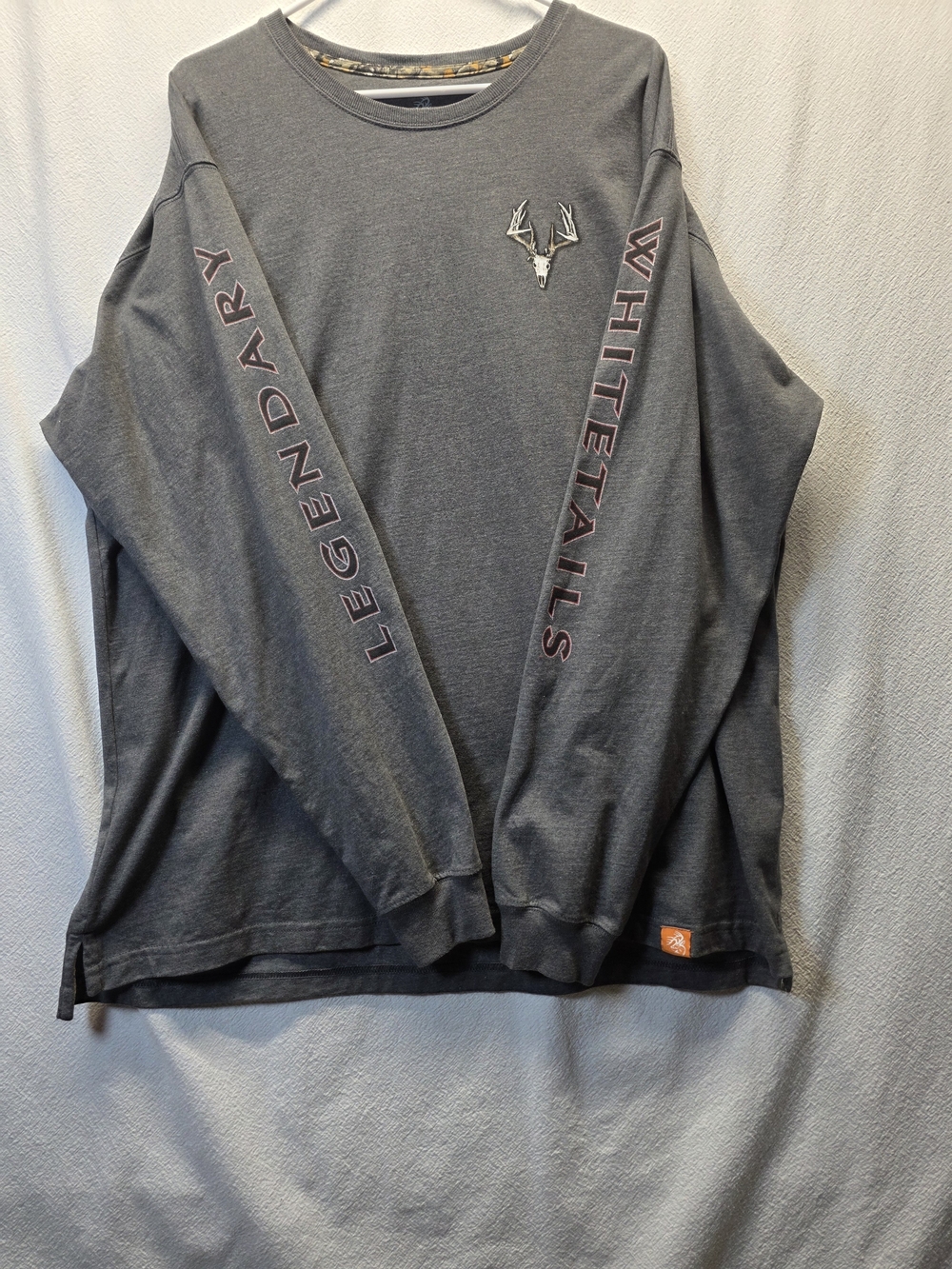 Legendary Whitetails Mens Long Sleeve T-Shirt 2XL Graphic Logo Tee Gray Buck
